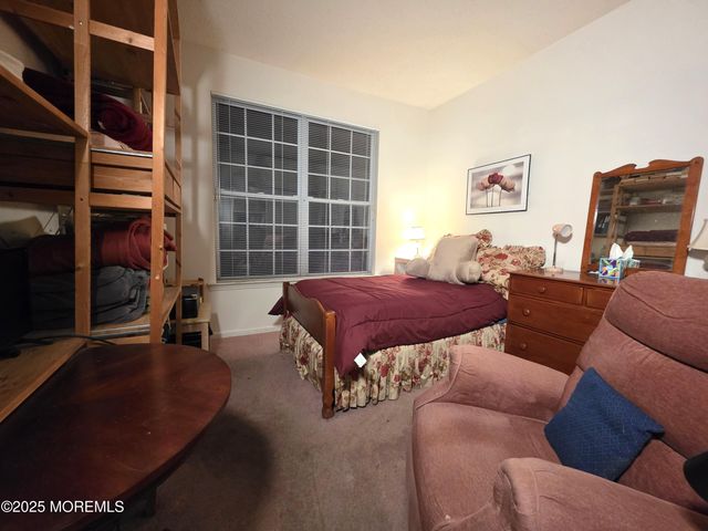 91 Robin Lane, Barnegat, NJ 08005