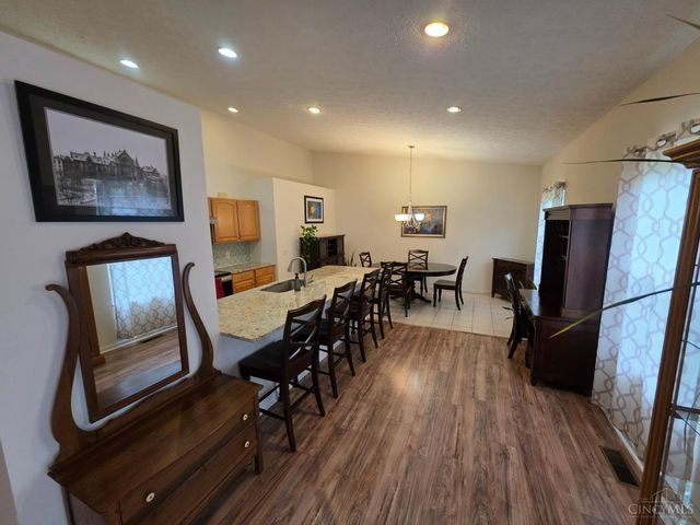 2924 Parkwalk Drive, Green Twp, OH 45239