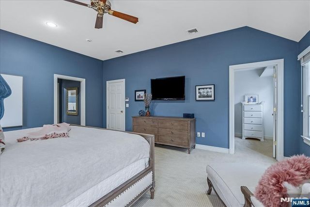 425 Rock Road, Glen Rock, NJ 07452