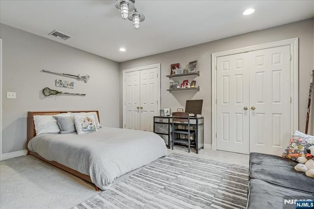 425 Rock Road, Glen Rock, NJ 07452