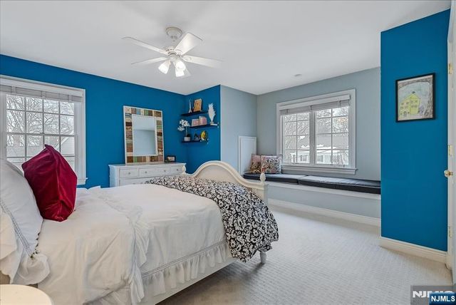 425 Rock Road, Glen Rock, NJ 07452