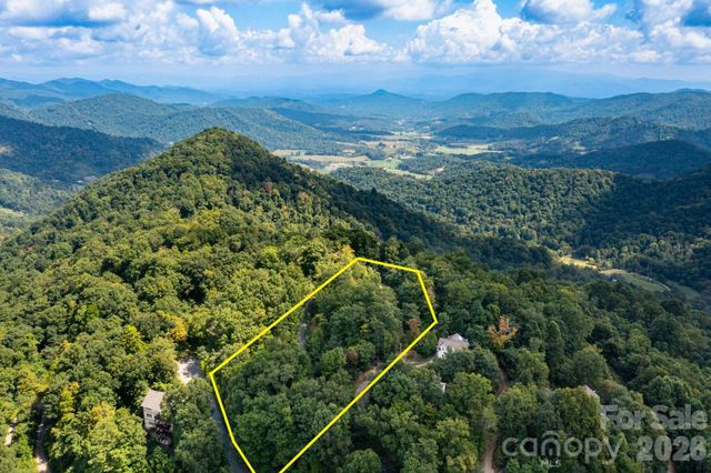 25 Lila Lane 209, Clyde, NC 28721