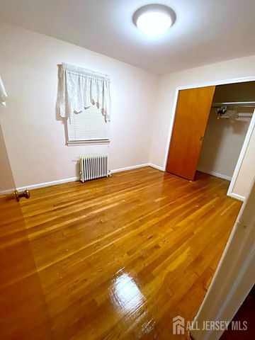1131 Wood Avenue, Edison, NJ 08820