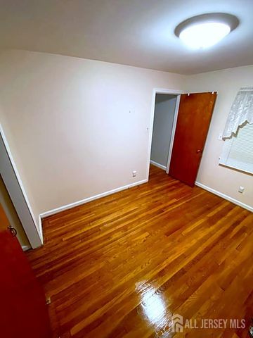1131 Wood Avenue, Edison, NJ 08820