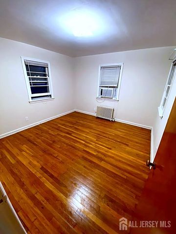 1131 Wood Avenue, Edison, NJ 08820