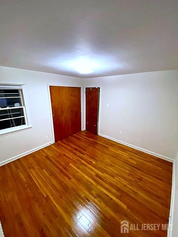 1131 Wood Avenue, Edison, NJ 08820