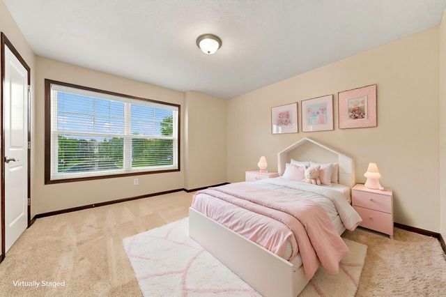 2109 Rockridge Circle, Shakopee, MN 55379