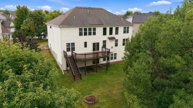 2109 Rockridge Circle, Shakopee, MN 55379