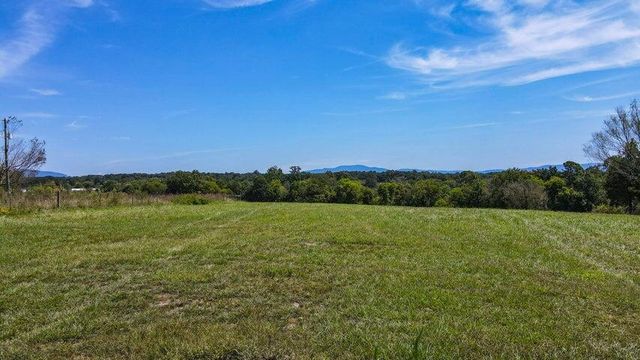 953 Cedar Springs Road SE, Cleveland, TN 37323