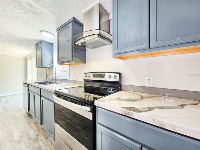 88 N SATURN AVENUE, Inverness, FL 34453