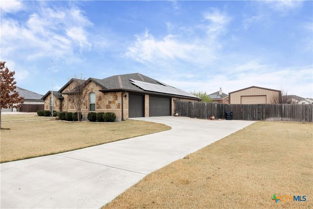 3263 Wild Seed Drive, Salado, TX 76571