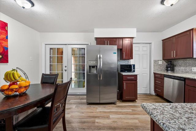 2931 Paula Drive, Clovis, CA 93612