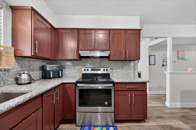 2931 Paula Drive, Clovis, CA 93612