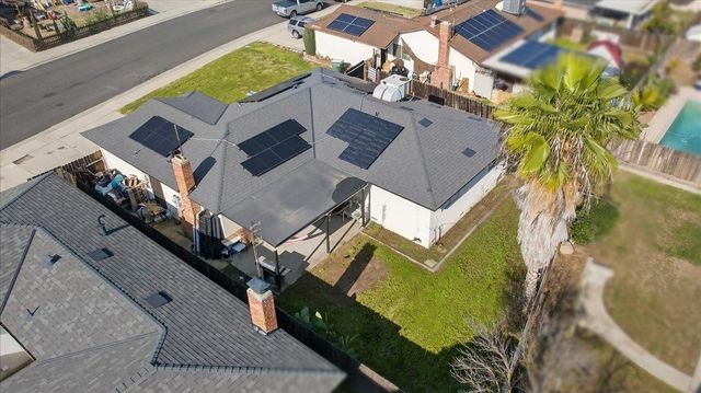 2931 Paula Drive, Clovis, CA 93612