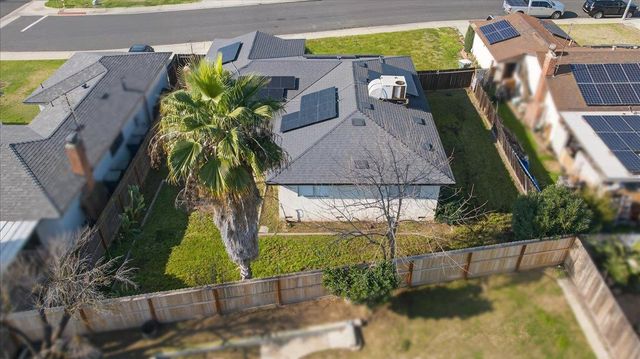 2931 Paula Drive, Clovis, CA 93612