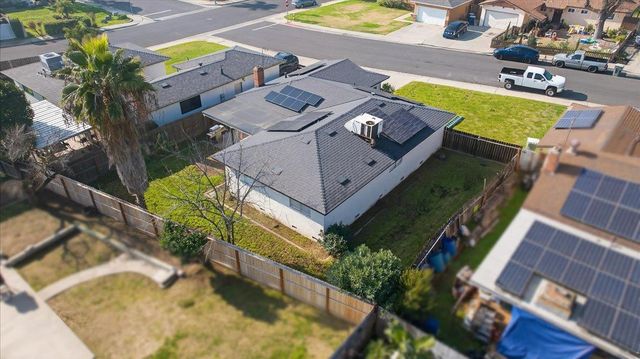 2931 Paula Drive, Clovis, CA 93612