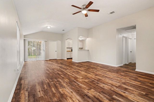 322 Moonwalk Street, Montgomery, TX 77356