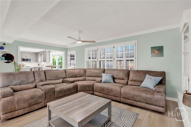 1 Inglesby Court, Savannah, GA 31406