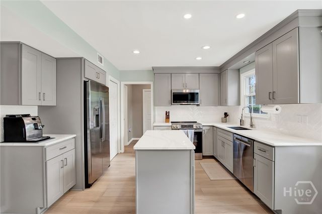 1 Inglesby Court, Savannah, GA 31406