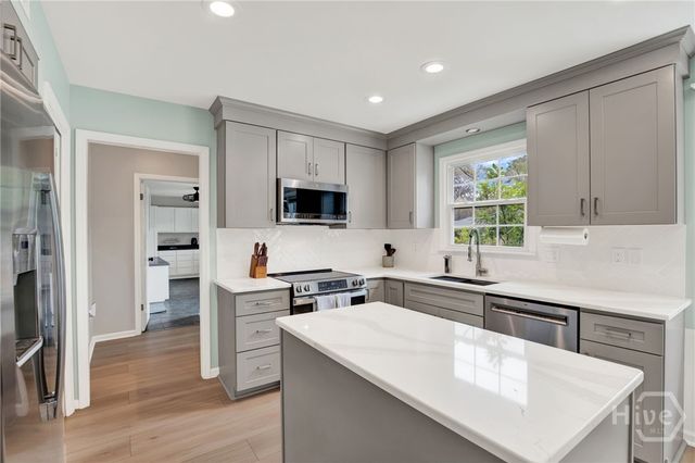 1 Inglesby Court, Savannah, GA 31406