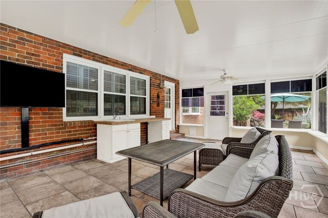 1 Inglesby Court, Savannah, GA 31406