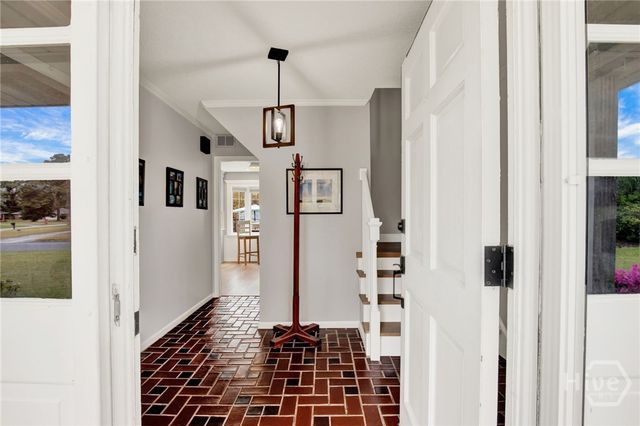 1 Inglesby Court, Savannah, GA 31406