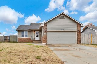 1327 E Berlin, Haysville, KS 67060