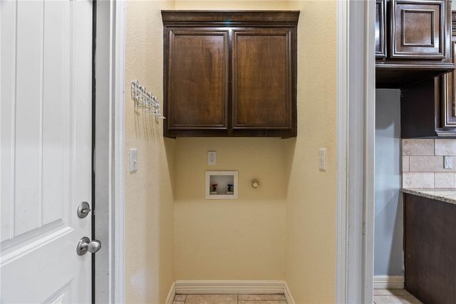 2637 Date Palm Dr, Corpus Christi, TX 78418