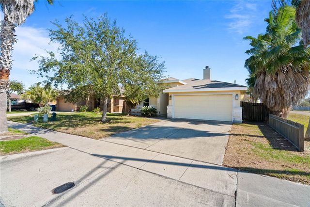 2637 Date Palm Dr, Corpus Christi, TX 78418