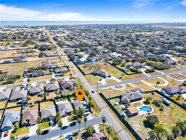 2637 Date Palm Dr, Corpus Christi, TX 78418