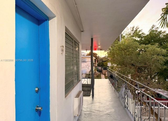 7717 Byron Ave 9, Miami Beach, FL 33141
