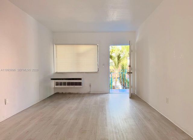 7717 Byron Ave 9, Miami Beach, FL 33141