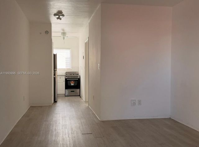 7717 Byron Ave 9, Miami Beach, FL 33141