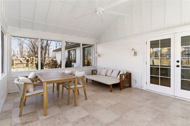 900 Convair Street, Bentonville, AR 72712