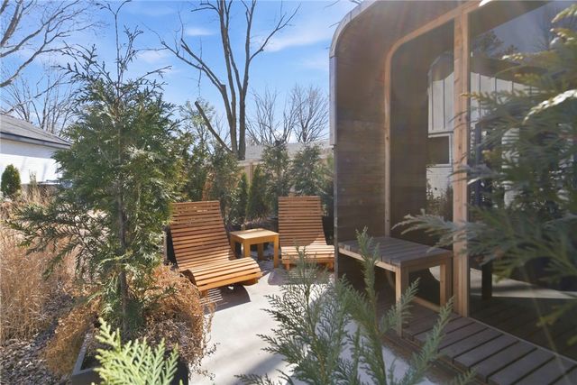 900 Convair Street, Bentonville, AR 72712