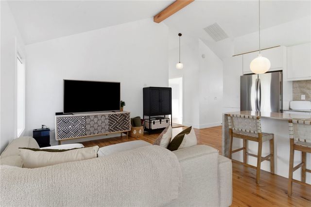 900 Convair Street, Bentonville, AR 72712