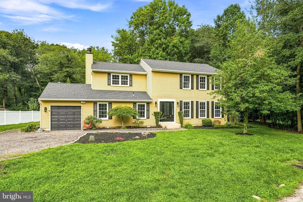 12 HALIFAX CT, MARLTON, NJ 08053 — exterior