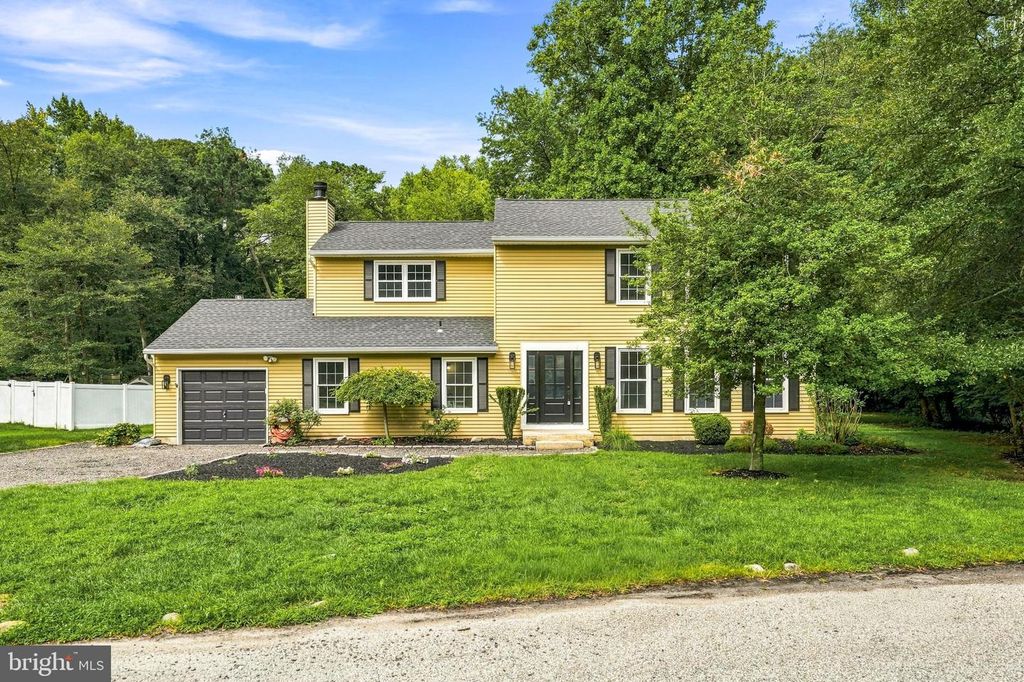 12 HALIFAX CT, MARLTON, NJ 08053 — photo 2