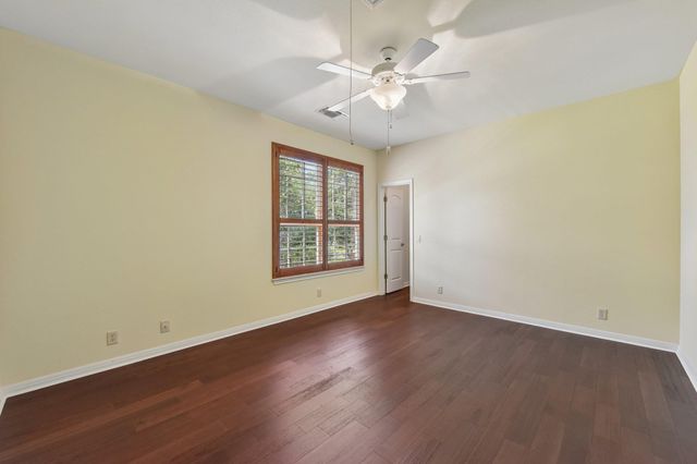1915 Oak Forest DR, Round Rock, TX 78681