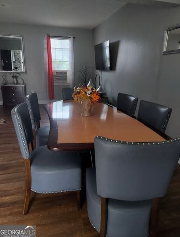 7567 Sugarcreek Drive, Riverdale, GA 30296