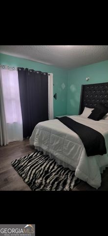 7567 Sugarcreek Drive, Riverdale, GA 30296