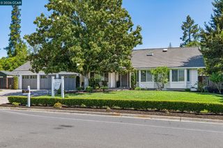 2941 Roundhill Rd, Alamo, CA 94507
