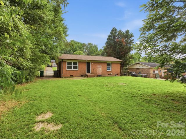 622 Dunbrook Lane, Charlotte, NC 28217