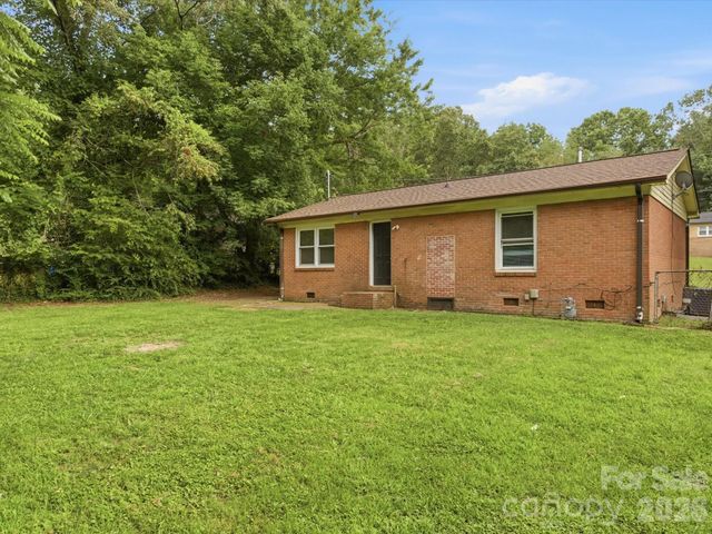 622 Dunbrook Lane, Charlotte, NC 28217