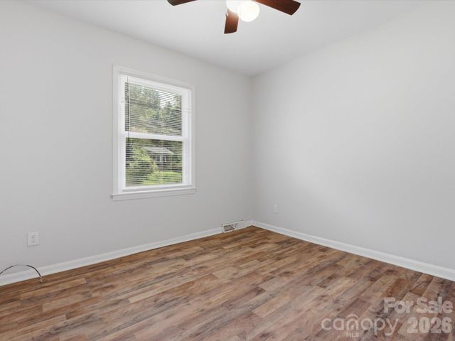 622 Dunbrook Lane, Charlotte, NC 28217