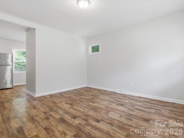 622 Dunbrook Lane, Charlotte, NC 28217