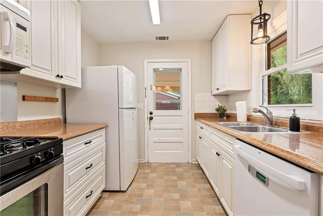 1020 Verdi Way, Clarkston, GA 30021