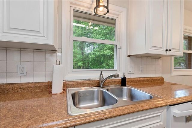 1020 Verdi Way, Clarkston, GA 30021