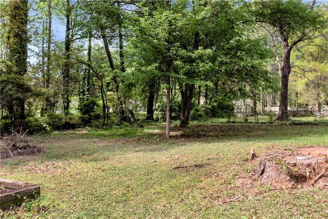 1020 Verdi Way, Clarkston, GA 30021