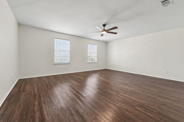 48 Daisy Drive, Fate, TX 75087